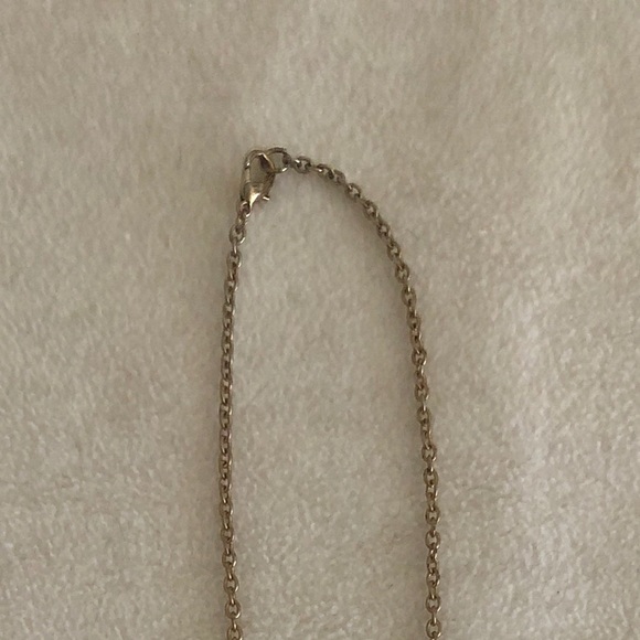 Bejewelled gold camera necklace - Picture 3 of 3